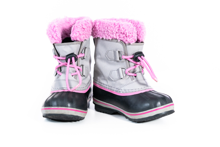How to Purge Your Closet for the Fall Season 8 Pink Winter Boots