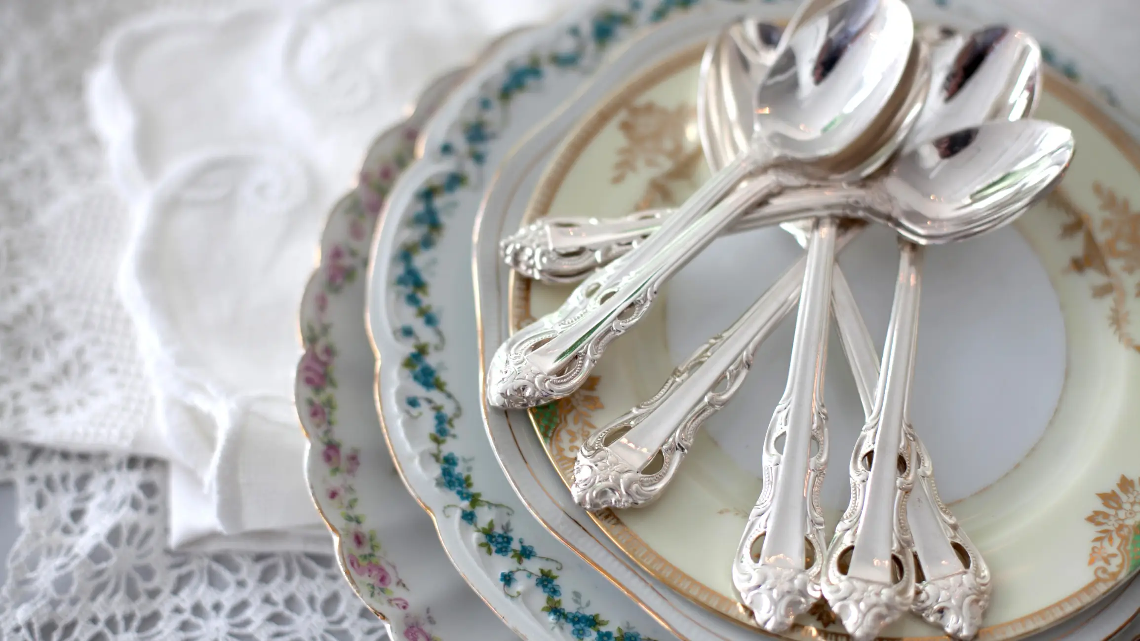 How-to-Care-for-Your-Collectibles-and-Heirlooms-Blog How-to-Care-for-Your-Collectibles-and-Heirlooms-Blog
