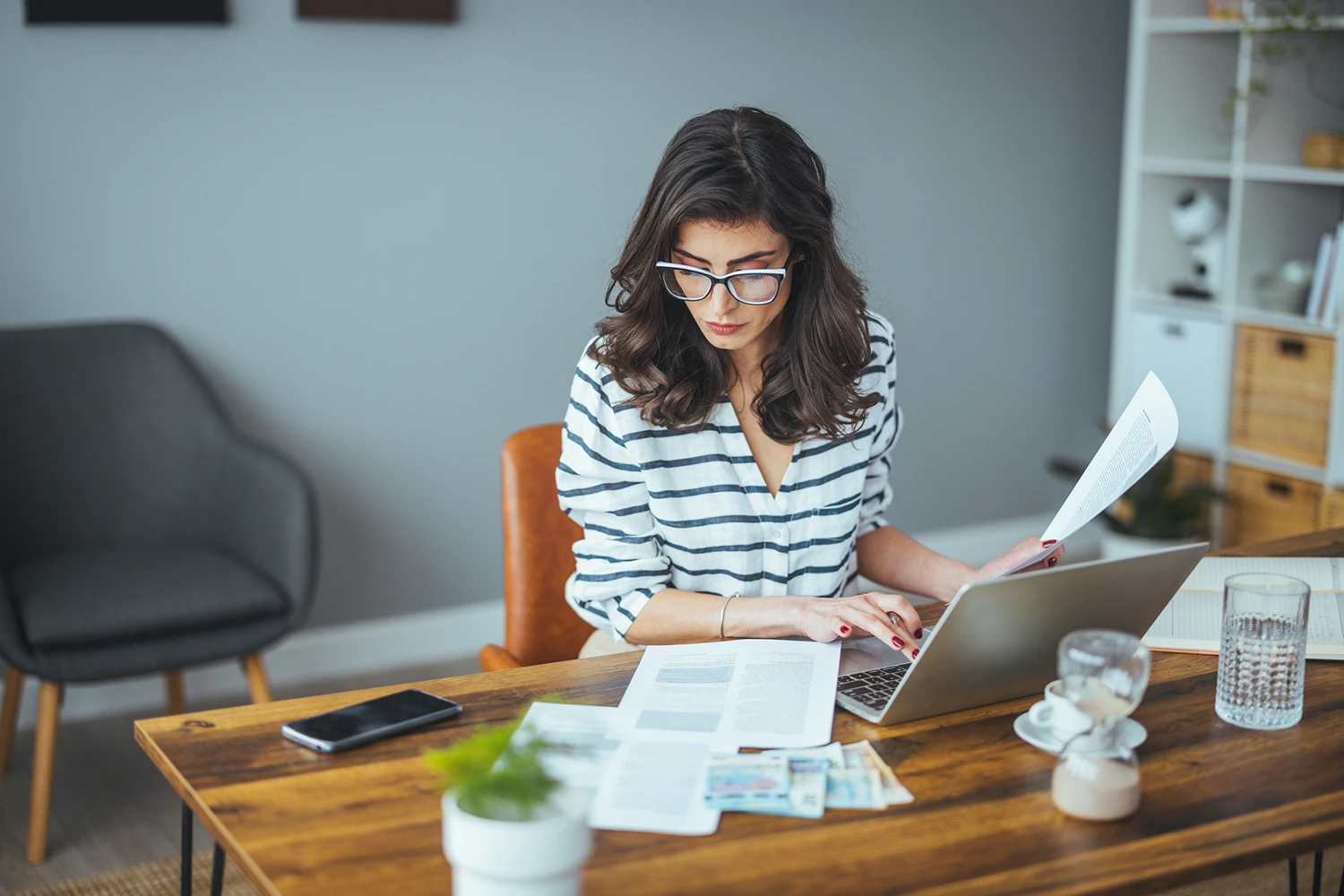 Savvy Organizing Tools for Busy Professionals Featured Image