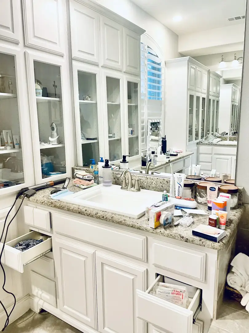 Bathroom Organizing Gallery 7 BEFORE