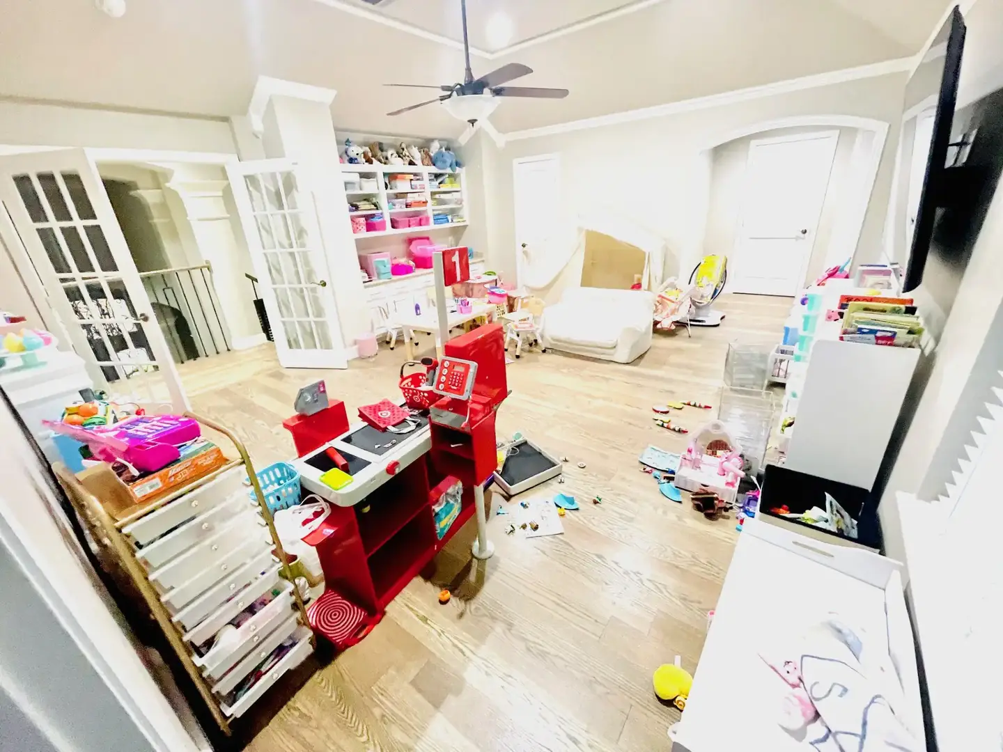 Playroom Gallery 9 BEFORE