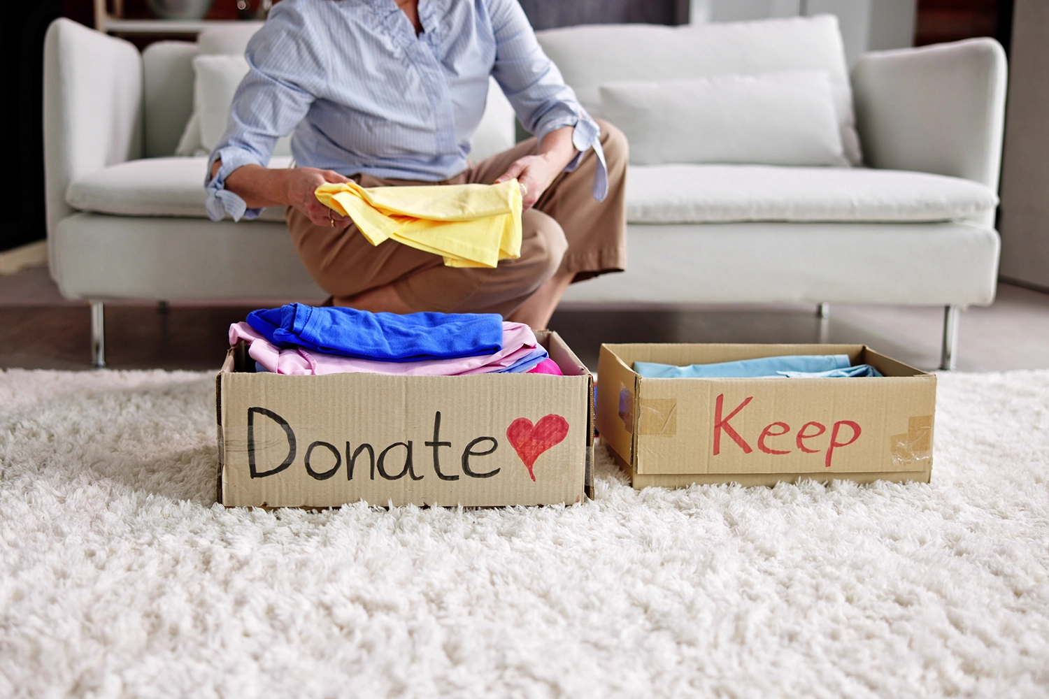 What to Keep Donate or Sell When Downsizing Blog3