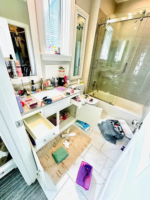Bathroom Organizing Gallery 11 BEFORE